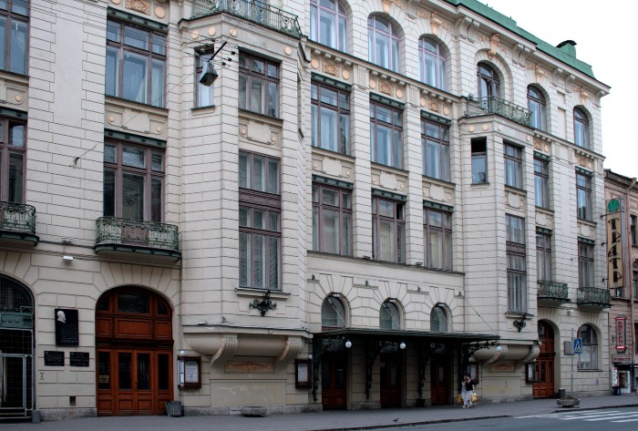 俄罗斯·圣彼得堡国立戏剧学院-校园照片-2.jpg